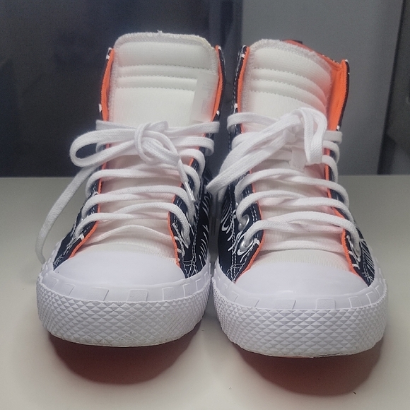 Converse Black and Orange High-Top Sneakers with Graffiti Print Sz 10.5 - Picture 8 of 10